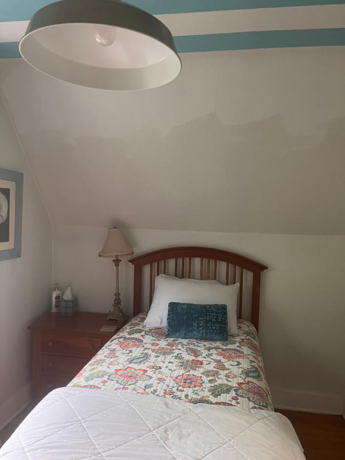 Cozy Cape Cod Grand Rapids Exterior foto